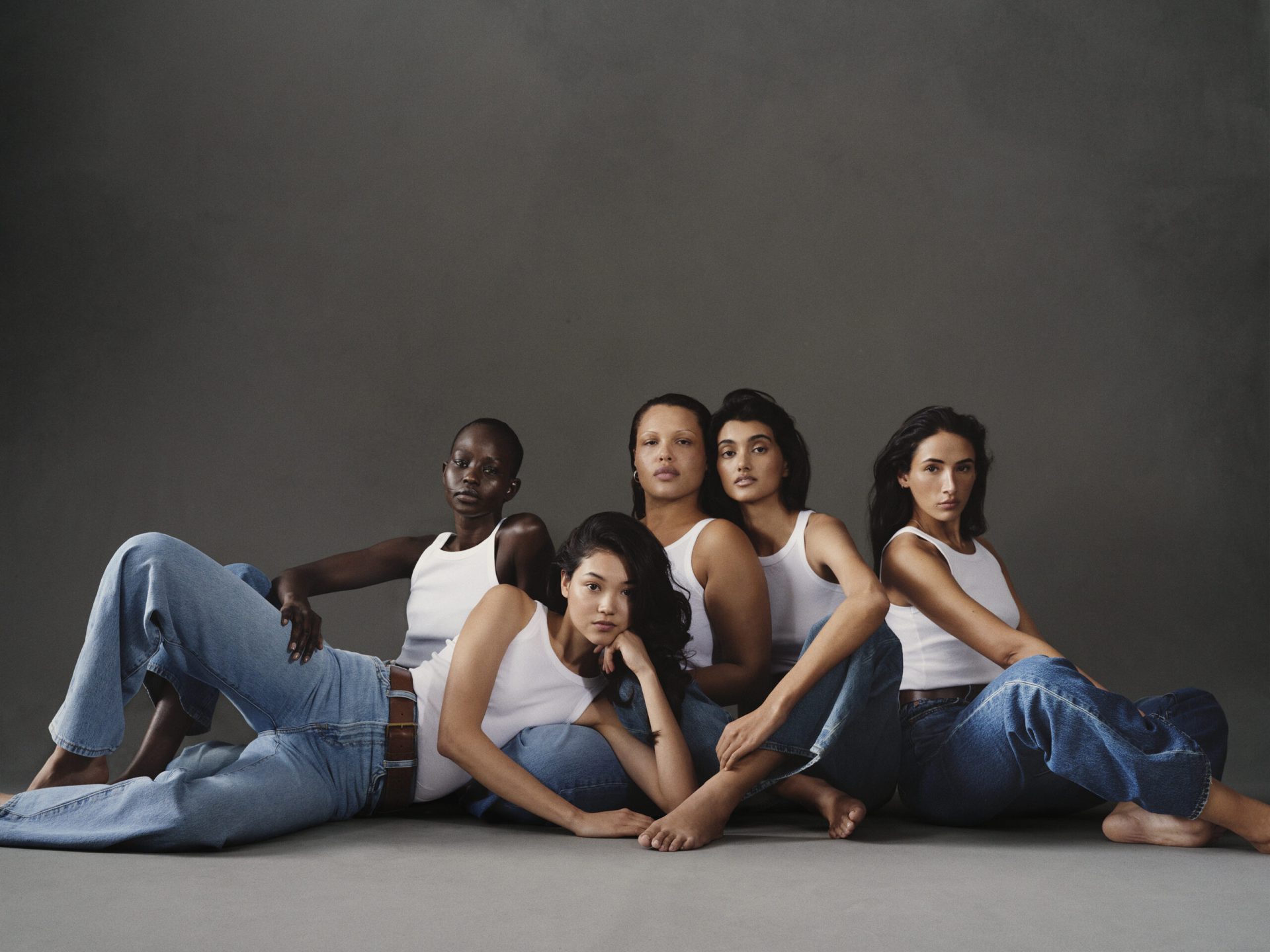 Afra Zamara – Vogue x Levis — set design and set building by LOOPPP, Pantin, Paris (image 3 of 6)