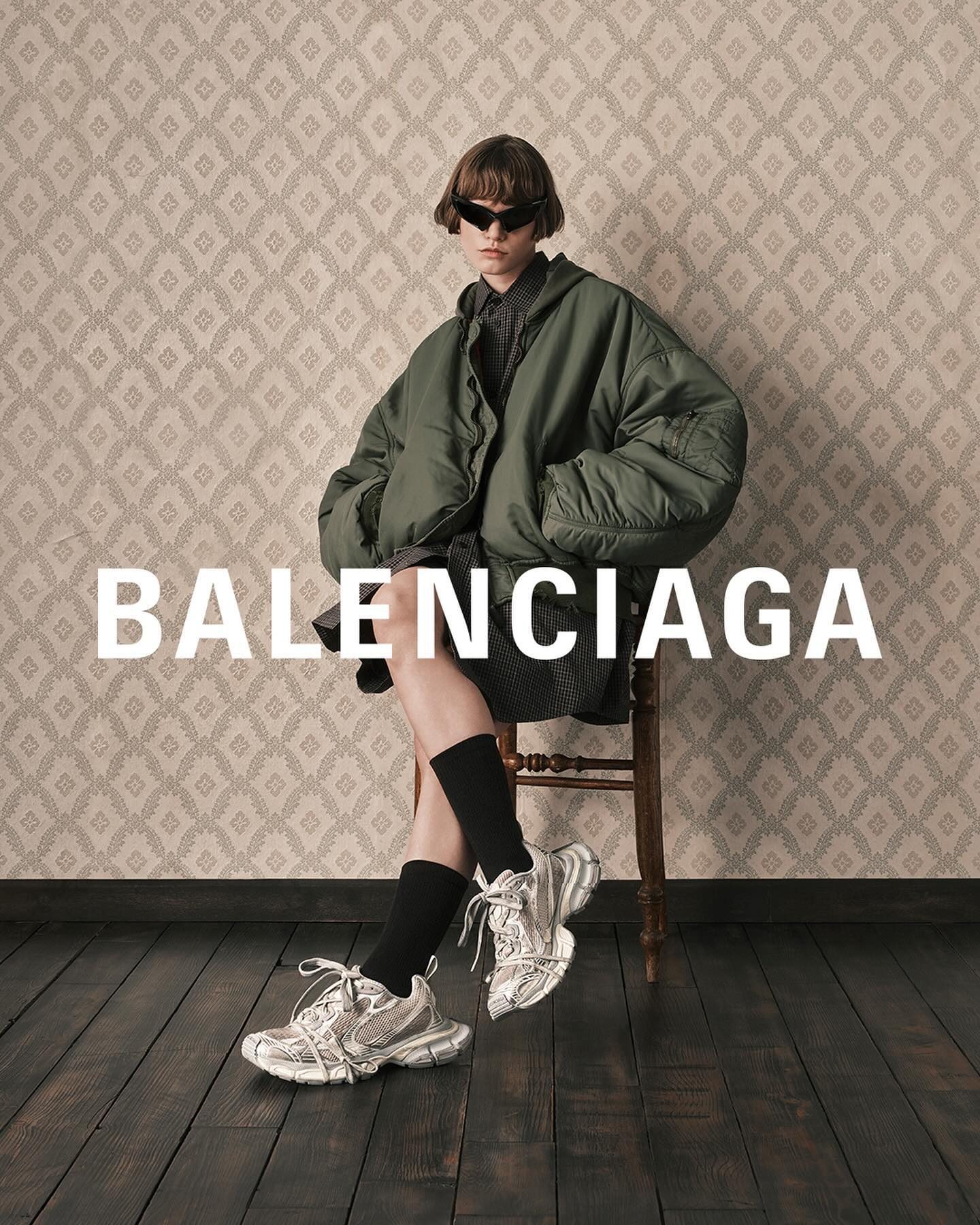 balenciaga julia wagner — set design and set building by LOOPPP, Pantin, Paris (image 2 of 4)