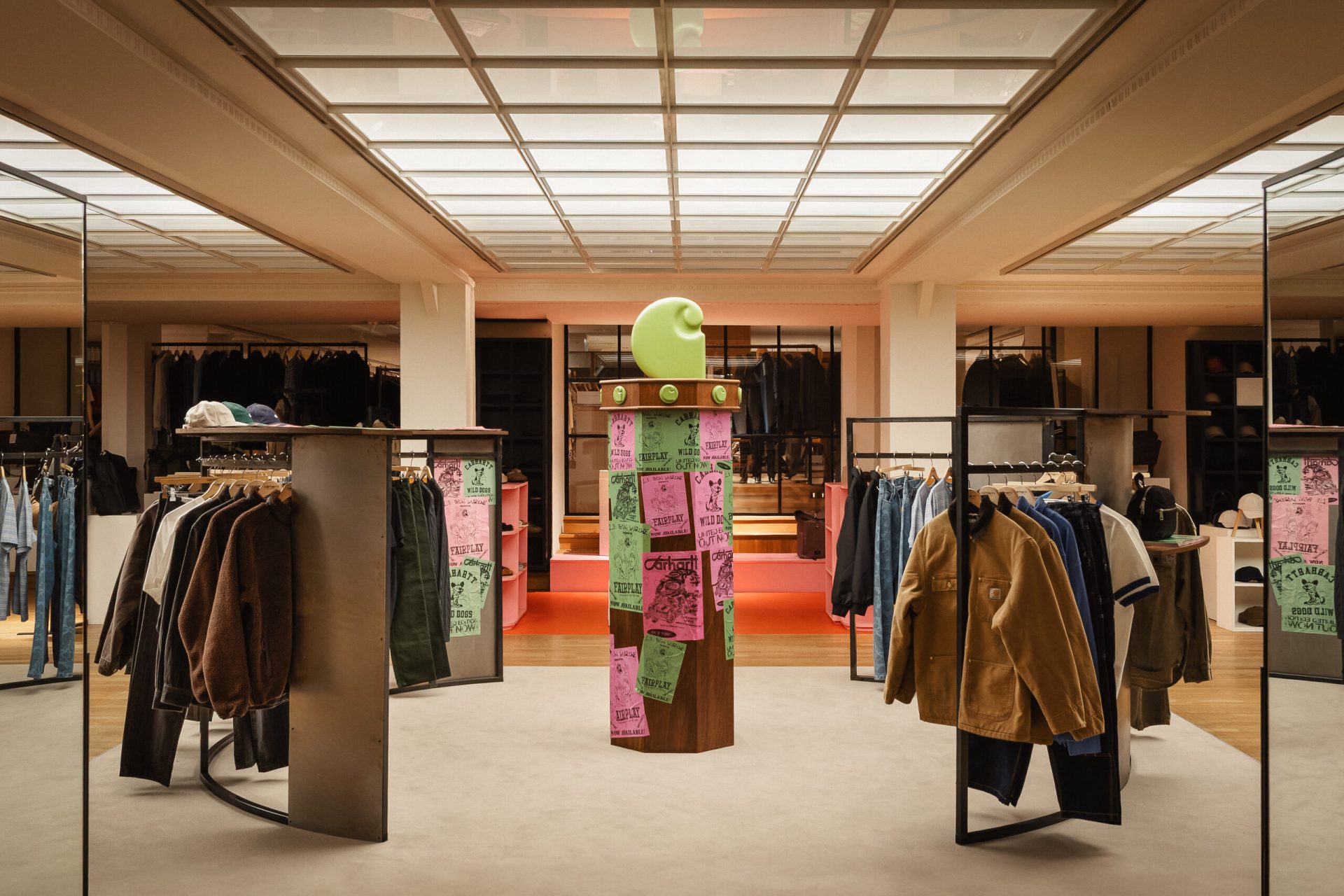 Carhartt - Le bon marché — set design and set building by LOOPPP, Pantin, Paris (image 1 of 7)