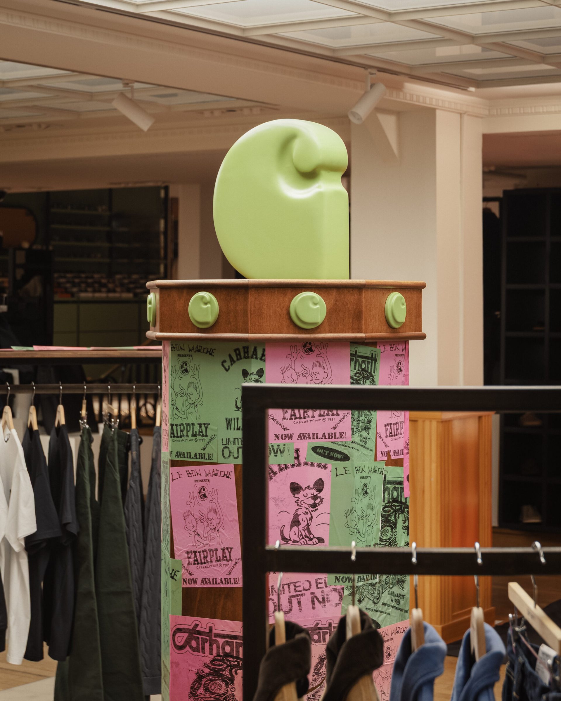 Carhartt - Le bon marché — set design and set building by LOOPPP, Pantin, Paris (image 2 of 7)