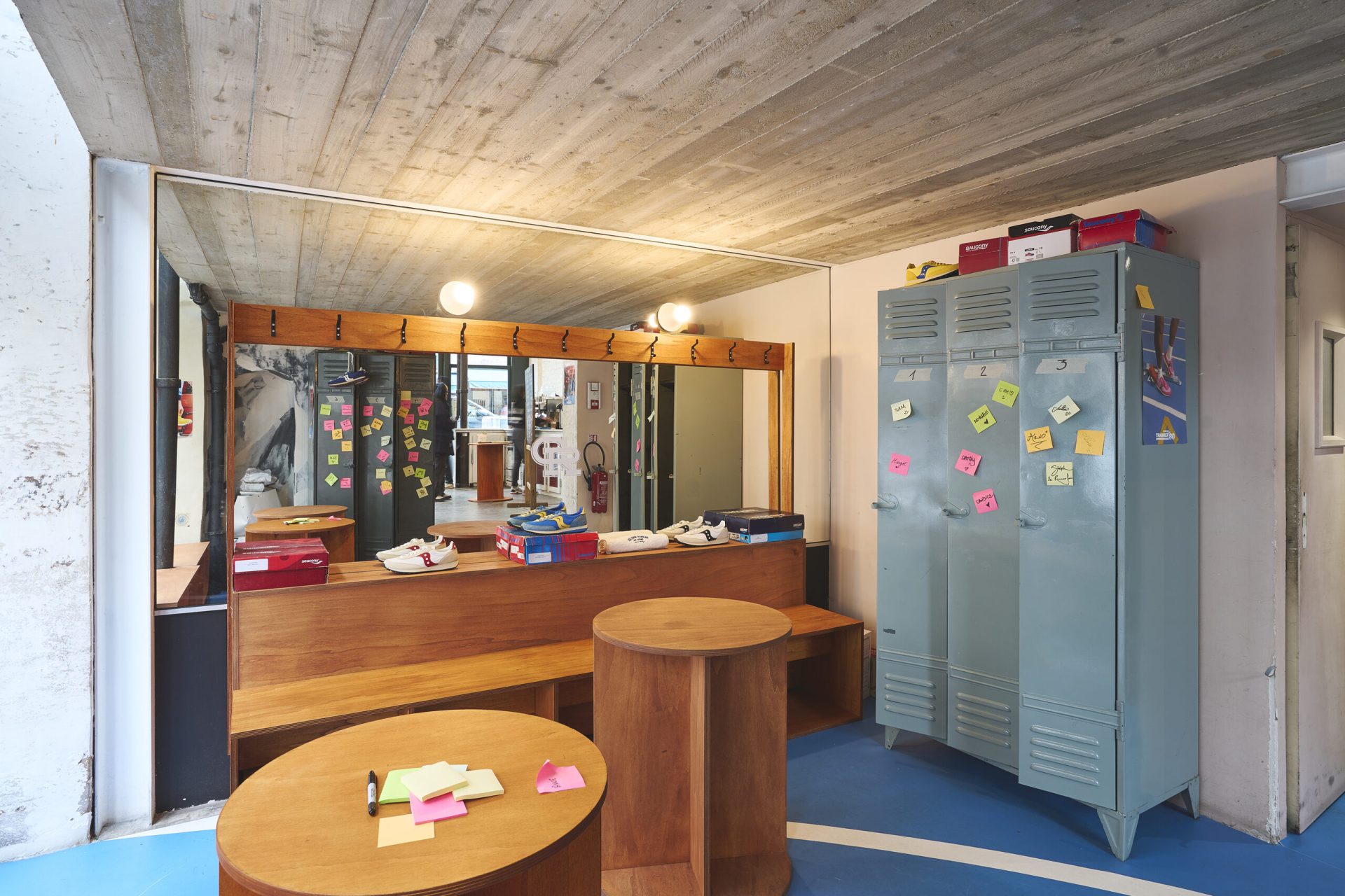 Collision Saucony — set design and set building by LOOPPP, Pantin, Paris (image 1 of 4)