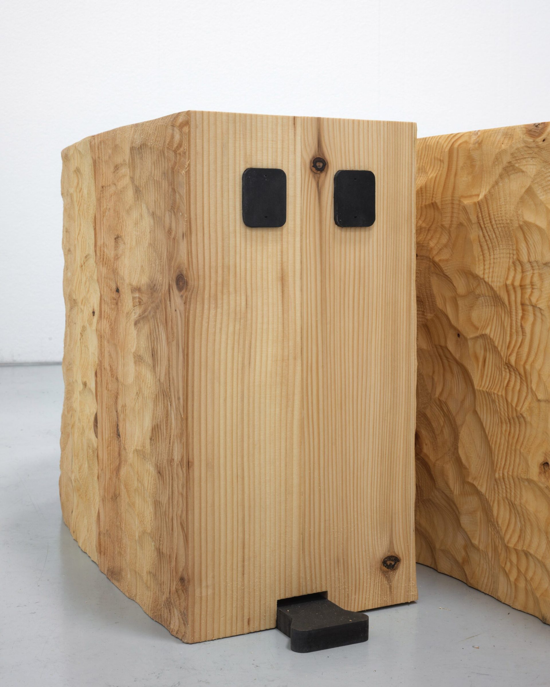 Distance Bench — set design and set building by LOOPPP, Pantin, Paris (image 6 of 6)