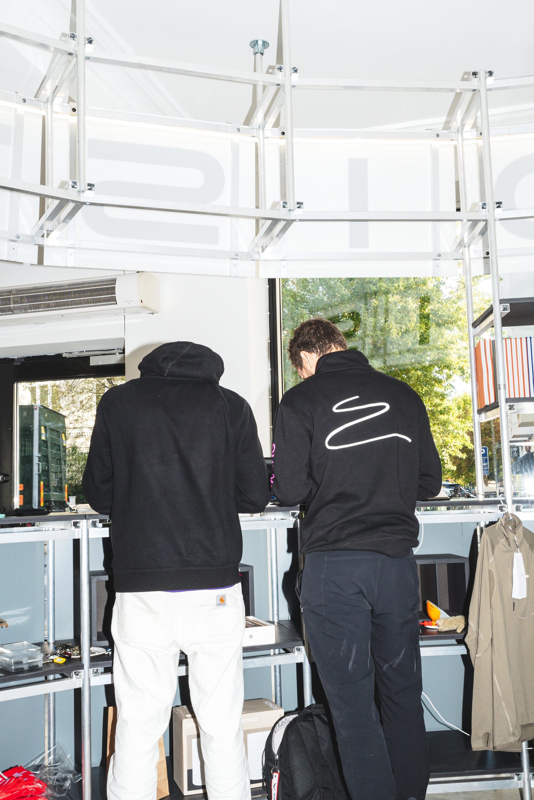 Distance CPH — set design and set building by LOOPPP, Pantin, Paris (image 13 of 13)