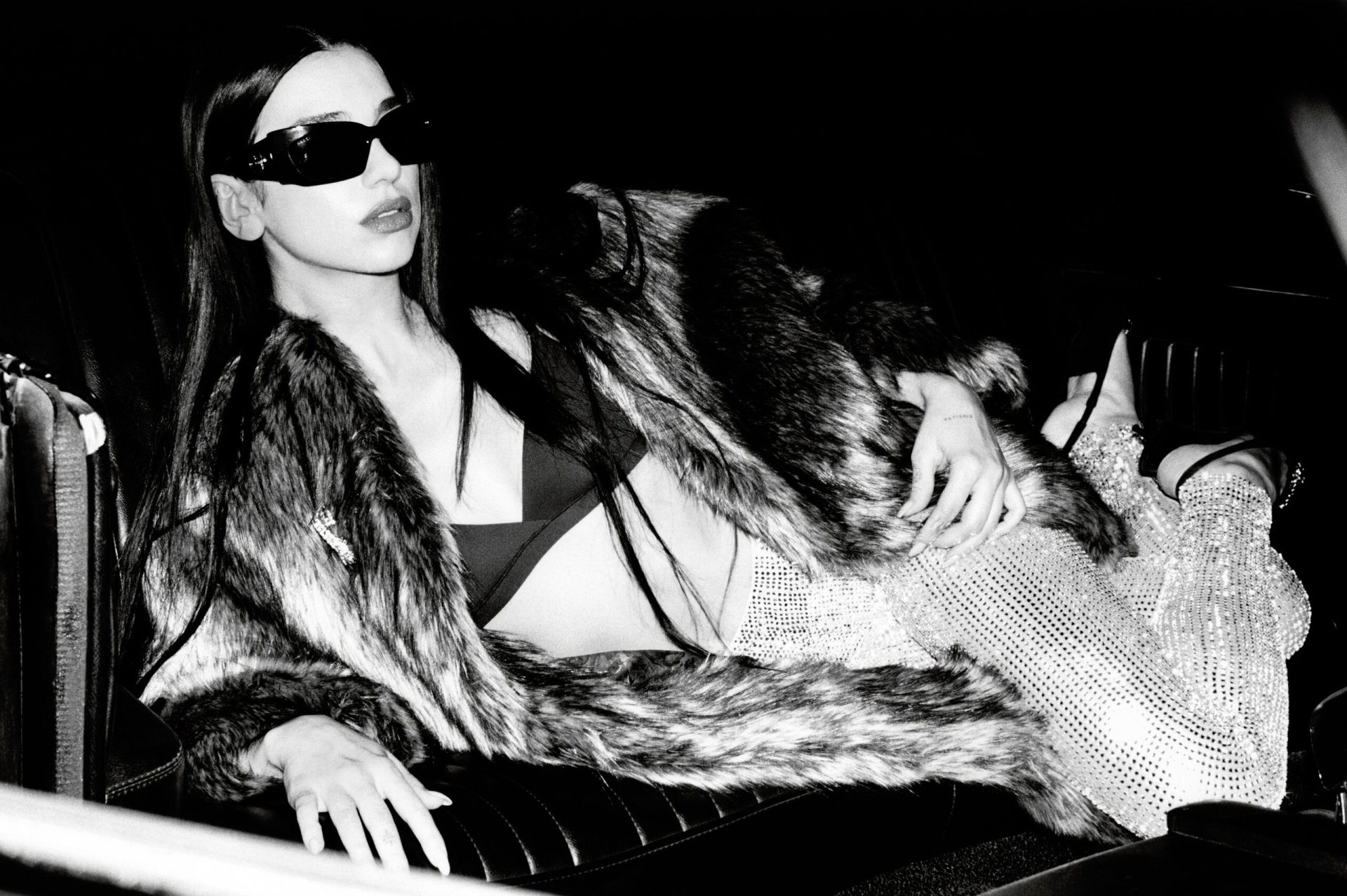 T-Mag Dua Lipa — set design and set building by LOOPPP, Pantin, Paris (image 2 of 9)