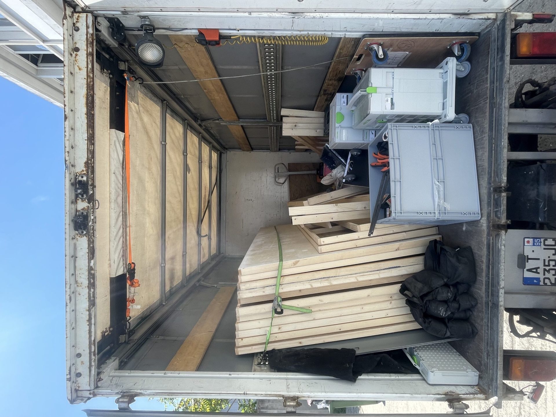 T-Mag Dua Lipa — set design and set building by LOOPPP, Pantin, Paris (image 4 of 9)