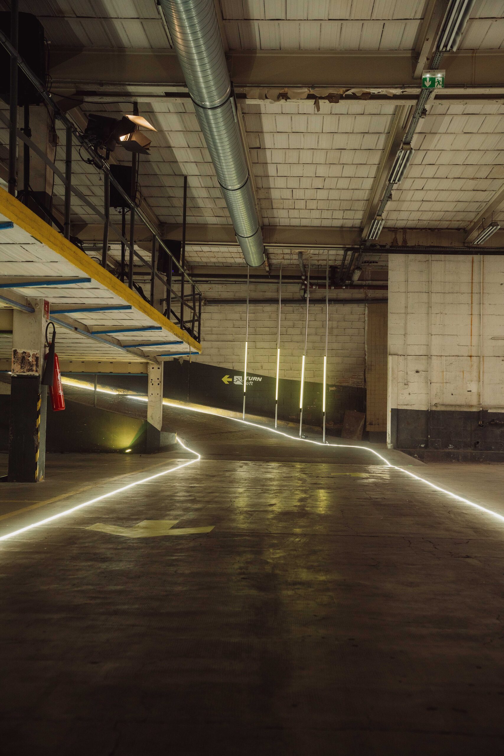the maze Saucony & Views — set design and set building by LOOPPP, Pantin, Paris (image 10 of 10)