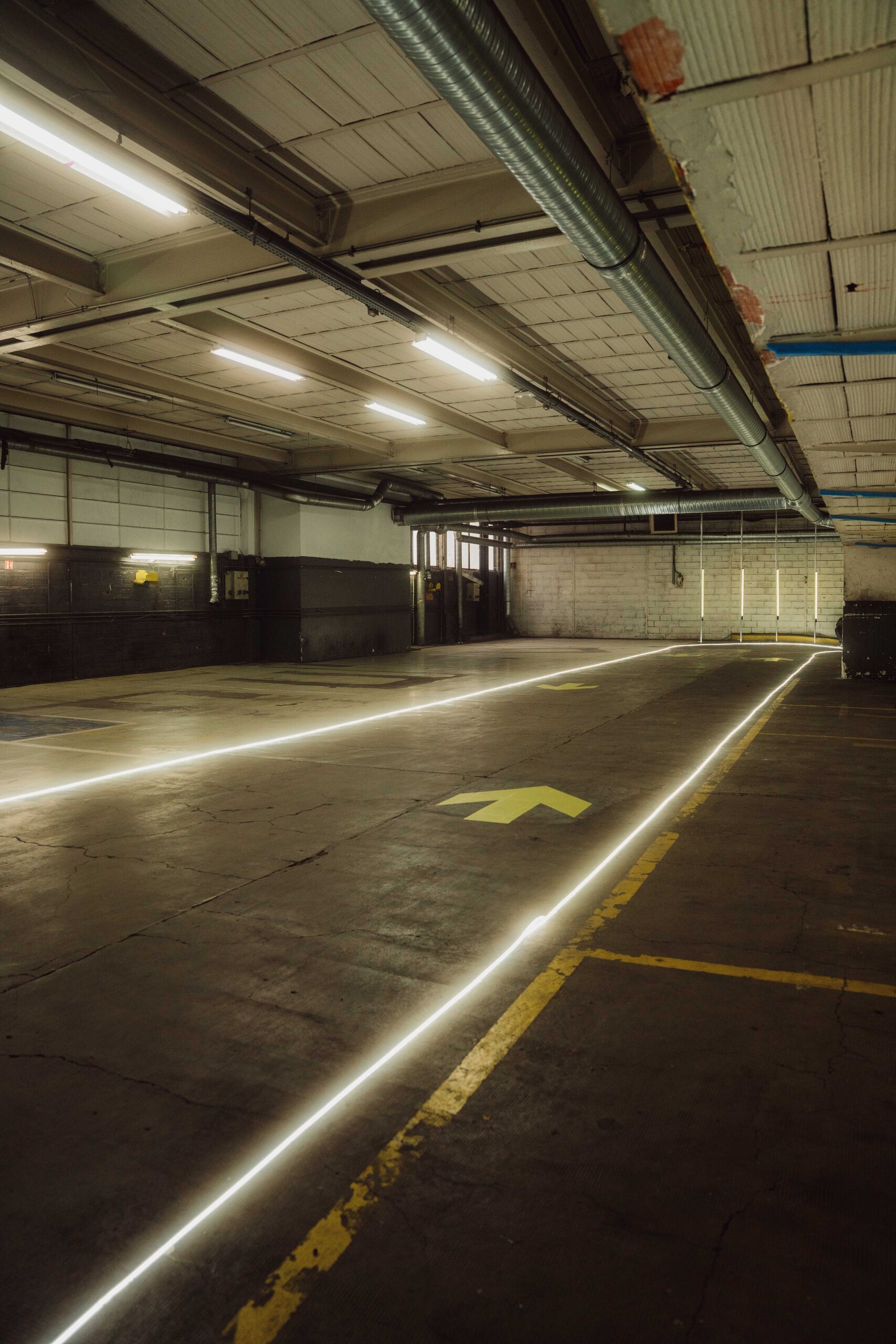 the maze Saucony & Views — set design and set building by LOOPPP, Pantin, Paris (image 8 of 10)